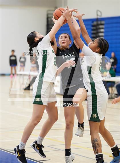 Thumbnail 3 in San Ramon Valley vs. Moreau Catholic (Pinole Valley Tip-Off Classic) photogallery.