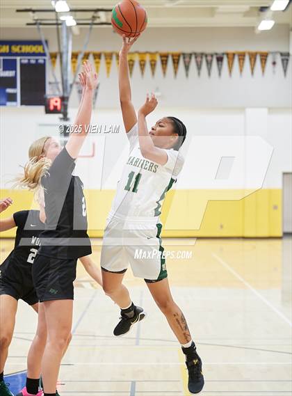 Thumbnail 2 in San Ramon Valley vs. Moreau Catholic (Pinole Valley Tip-Off Classic) photogallery.