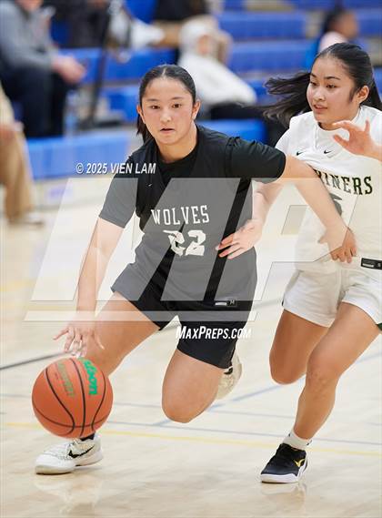 Thumbnail 3 in San Ramon Valley vs. Moreau Catholic (Pinole Valley Tip-Off Classic) photogallery.