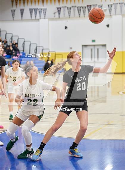 Thumbnail 3 in San Ramon Valley vs. Moreau Catholic (Pinole Valley Tip-Off Classic) photogallery.