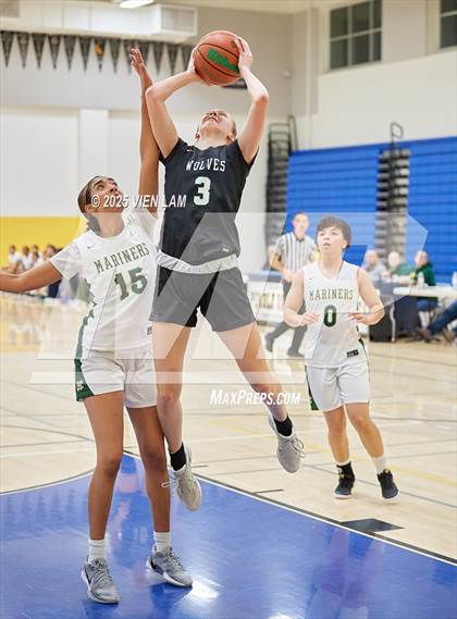 Thumbnail 2 in San Ramon Valley vs. Moreau Catholic (Pinole Valley Tip-Off Classic) photogallery.