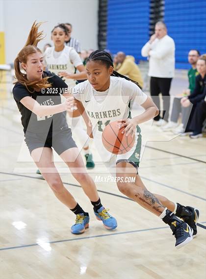 Thumbnail 1 in San Ramon Valley vs. Moreau Catholic (Pinole Valley Tip-Off Classic) photogallery.