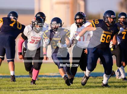 Thumbnail 1 in Wasco @ Shafter photogallery.
