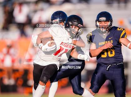 Thumbnail 1 in Wasco @ Shafter photogallery.