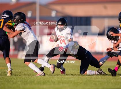 Thumbnail 1 in Wasco @ Shafter photogallery.