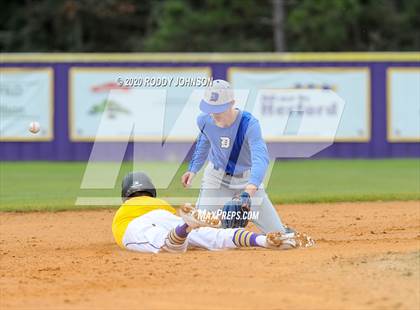 Thumbnail 3 in South Beauregard vs DeRidder photogallery.