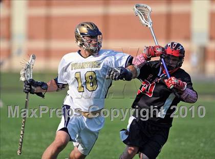 Thumbnail 2 in Mount Sinai vs. Bayport-Blue Point (Section 11 Class C Semifinal) photogallery.