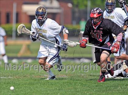 Thumbnail 3 in Mount Sinai vs. Bayport-Blue Point (Section 11 Class C Semifinal) photogallery.