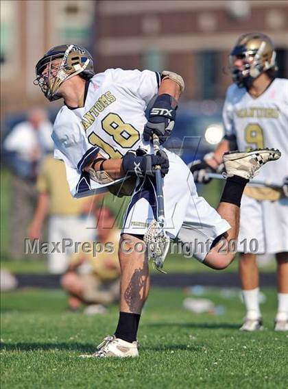Thumbnail 2 in Mount Sinai vs. Bayport-Blue Point (Section 11 Class C Semifinal) photogallery.