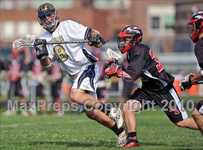 Thumbnail 1 in Mount Sinai vs. Bayport-Blue Point (Section 11 Class C Semifinal) photogallery.