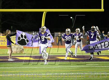 Thumbnail 2 in Yorktown @ Lake Braddock photogallery.