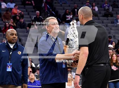 Thumbnail 2 in Bishop Alemany vs. Santa Cruz (CIF State D3 Final) photogallery.