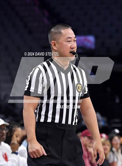 Thumbnail 1 in Bishop Alemany vs. Santa Cruz (CIF State D3 Final) photogallery.