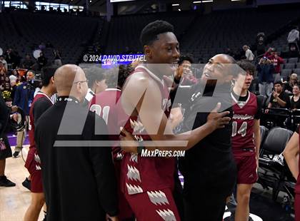 Thumbnail 2 in Bishop Alemany vs. Santa Cruz (CIF State D3 Final) photogallery.