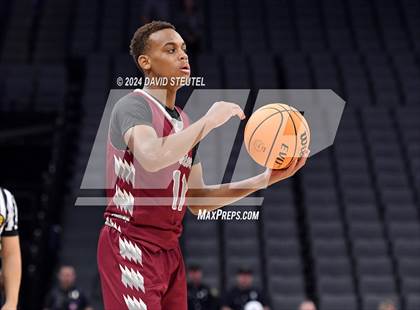 Thumbnail 2 in Bishop Alemany vs. Santa Cruz (CIF State D3 Final) photogallery.
