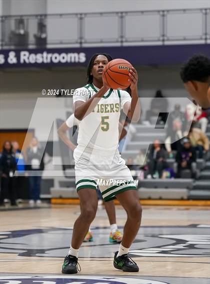 Thumbnail 1 in Indianapolis Crispus Attucks vs. East Chicago Central (Sneakers for Santa Shootout) photogallery.