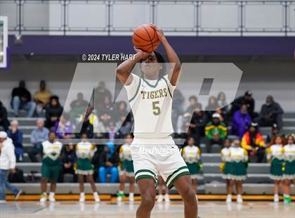 Thumbnail 3 in Indianapolis Crispus Attucks vs. East Chicago Central (Sneakers for Santa Shootout) photogallery.