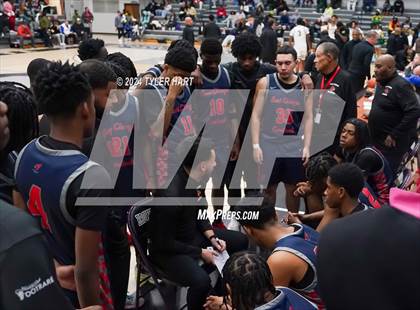 Thumbnail 2 in Indianapolis Crispus Attucks vs. East Chicago Central (Sneakers for Santa Shootout) photogallery.