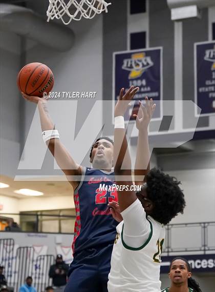 Thumbnail 3 in Indianapolis Crispus Attucks vs. East Chicago Central (Sneakers for Santa Shootout) photogallery.