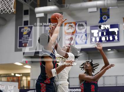 Thumbnail 1 in Indianapolis Crispus Attucks vs. East Chicago Central (Sneakers for Santa Shootout) photogallery.