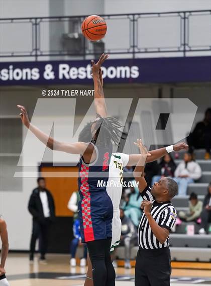 Thumbnail 3 in Indianapolis Crispus Attucks vs. East Chicago Central (Sneakers for Santa Shootout) photogallery.