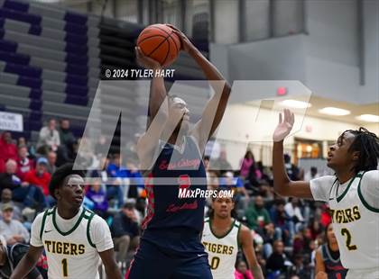 Thumbnail 3 in Indianapolis Crispus Attucks vs. East Chicago Central (Sneakers for Santa Shootout) photogallery.