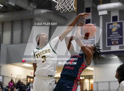 Thumbnail 2 in Indianapolis Crispus Attucks vs. East Chicago Central (Sneakers for Santa Shootout) photogallery.