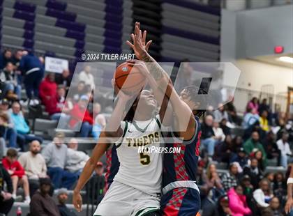 Thumbnail 1 in Indianapolis Crispus Attucks vs. East Chicago Central (Sneakers for Santa Shootout) photogallery.