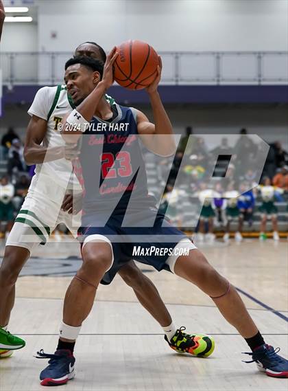 Thumbnail 2 in Indianapolis Crispus Attucks vs. East Chicago Central (Sneakers for Santa Shootout) photogallery.