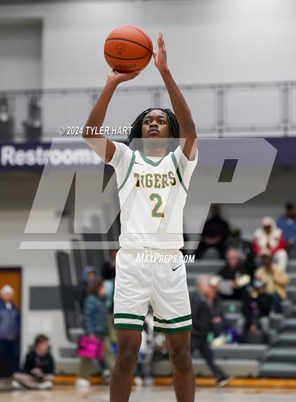 Thumbnail 2 in Indianapolis Crispus Attucks vs. East Chicago Central (Sneakers for Santa Shootout) photogallery.