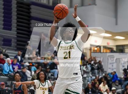 Thumbnail 2 in Indianapolis Crispus Attucks vs. East Chicago Central (Sneakers for Santa Shootout) photogallery.