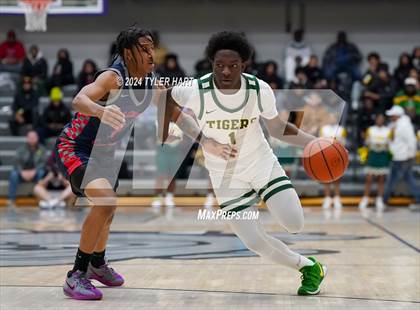 Thumbnail 1 in Indianapolis Crispus Attucks vs. East Chicago Central (Sneakers for Santa Shootout) photogallery.