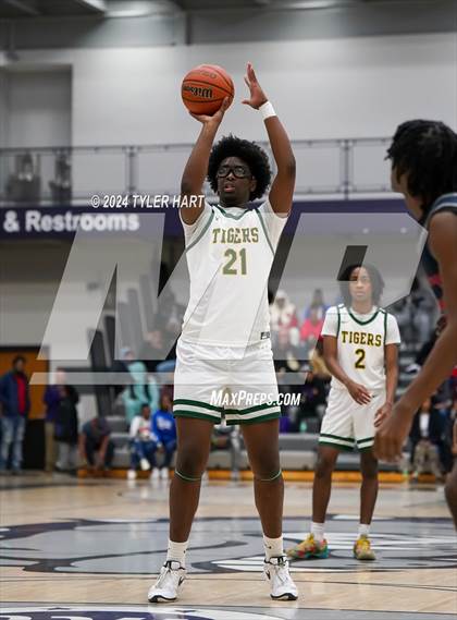Thumbnail 2 in Indianapolis Crispus Attucks vs. East Chicago Central (Sneakers for Santa Shootout) photogallery.
