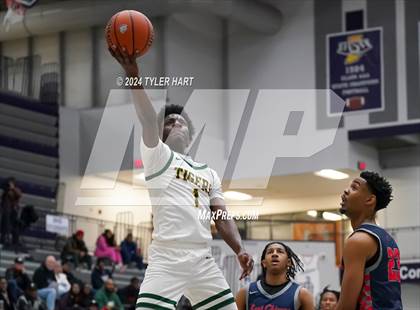 Thumbnail 2 in Indianapolis Crispus Attucks vs. East Chicago Central (Sneakers for Santa Shootout) photogallery.