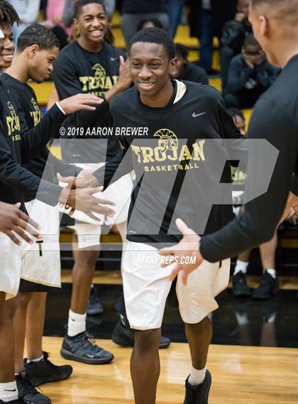 Thumbnail 2 in Lakeside vs. Hot Springs photogallery.