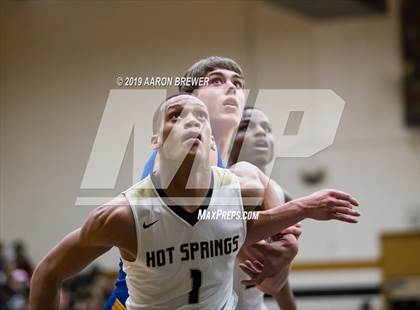 Thumbnail 2 in Lakeside vs. Hot Springs photogallery.