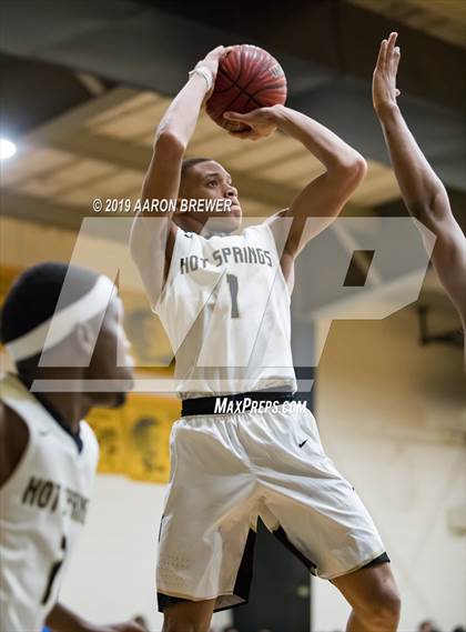 Thumbnail 3 in Lakeside vs. Hot Springs photogallery.