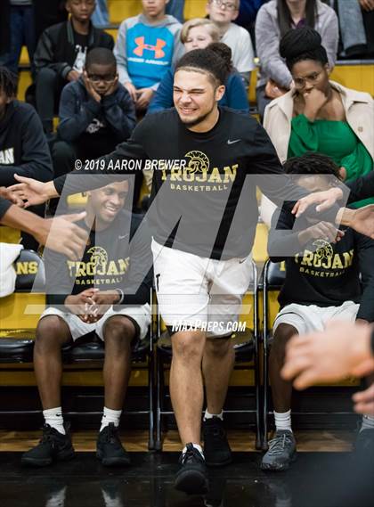 Thumbnail 3 in Lakeside vs. Hot Springs photogallery.