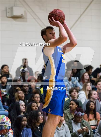 Thumbnail 2 in Lakeside vs. Hot Springs photogallery.