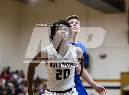 Thumbnail 2 in Lakeside vs. Hot Springs photogallery.