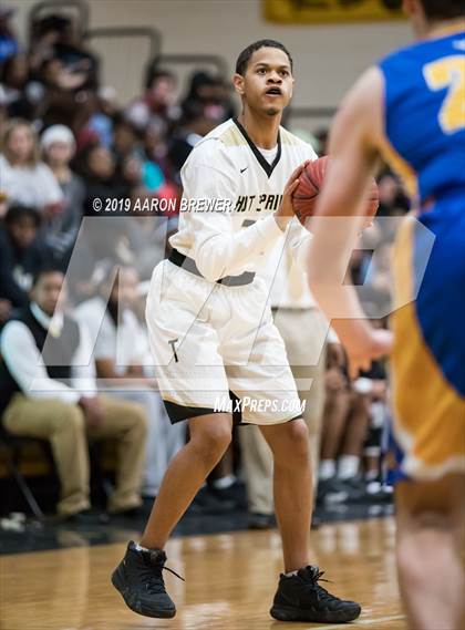 Thumbnail 3 in Lakeside vs. Hot Springs photogallery.