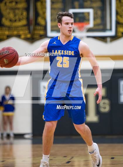 Thumbnail 3 in Lakeside vs. Hot Springs photogallery.