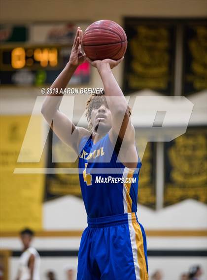 Thumbnail 3 in Lakeside vs. Hot Springs photogallery.
