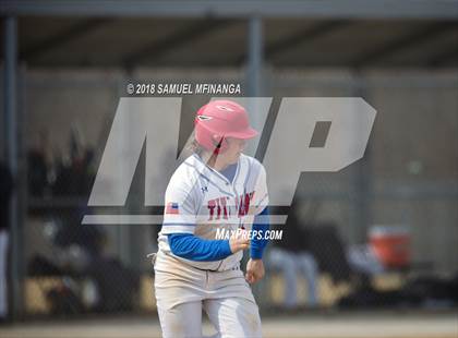 Thumbnail 3 in Norris vs. Lincoln Northeast photogallery.