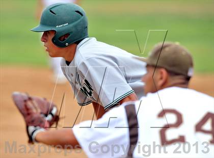 Thumbnail 1 in Damien @ Don Lugo photogallery.