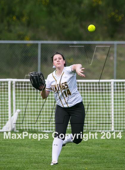 Thumbnail 3 in Inglemoor @ Issaquah photogallery.