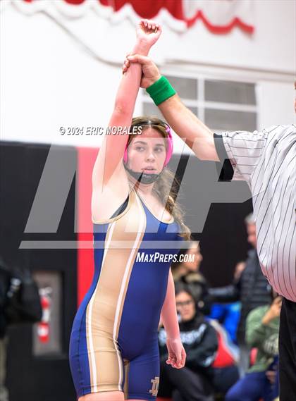 Thumbnail 2 in Metros Championship photogallery.
