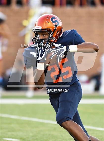Thumbnail 3 in Seven Lakes vs Strake Jesuit photogallery.