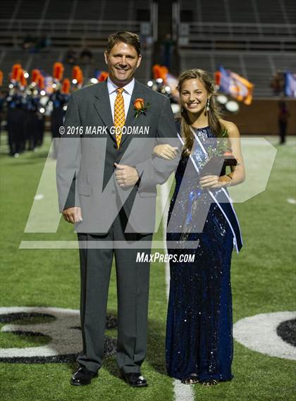 Thumbnail 2 in Seven Lakes vs Strake Jesuit photogallery.