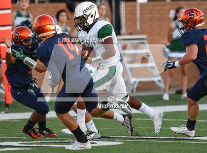 Thumbnail 1 in Seven Lakes vs Strake Jesuit photogallery.